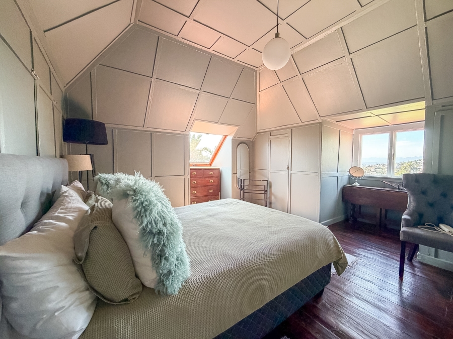 3 Bedroom Property for Sale in Oranjezicht Western Cape